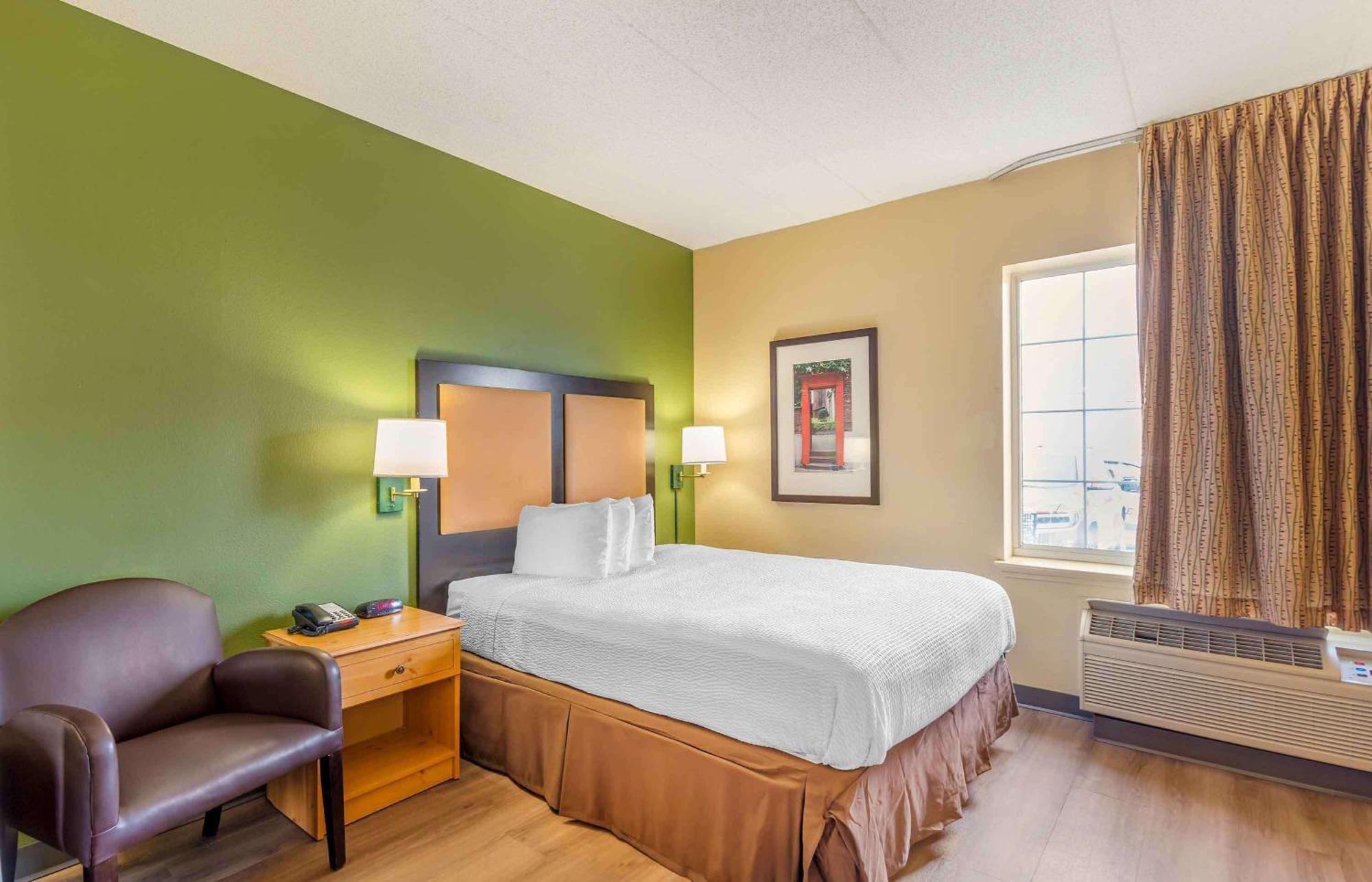 Extended Stay America Select Suites - Chicago - Lombard - Oakbrook Oakbrook Terrace Ngoại thất bức ảnh