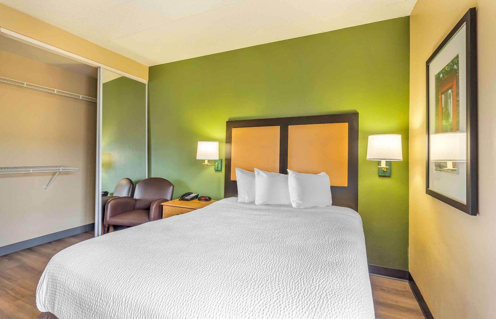 Extended Stay America Select Suites - Chicago - Lombard - Oakbrook Oakbrook Terrace Ngoại thất bức ảnh