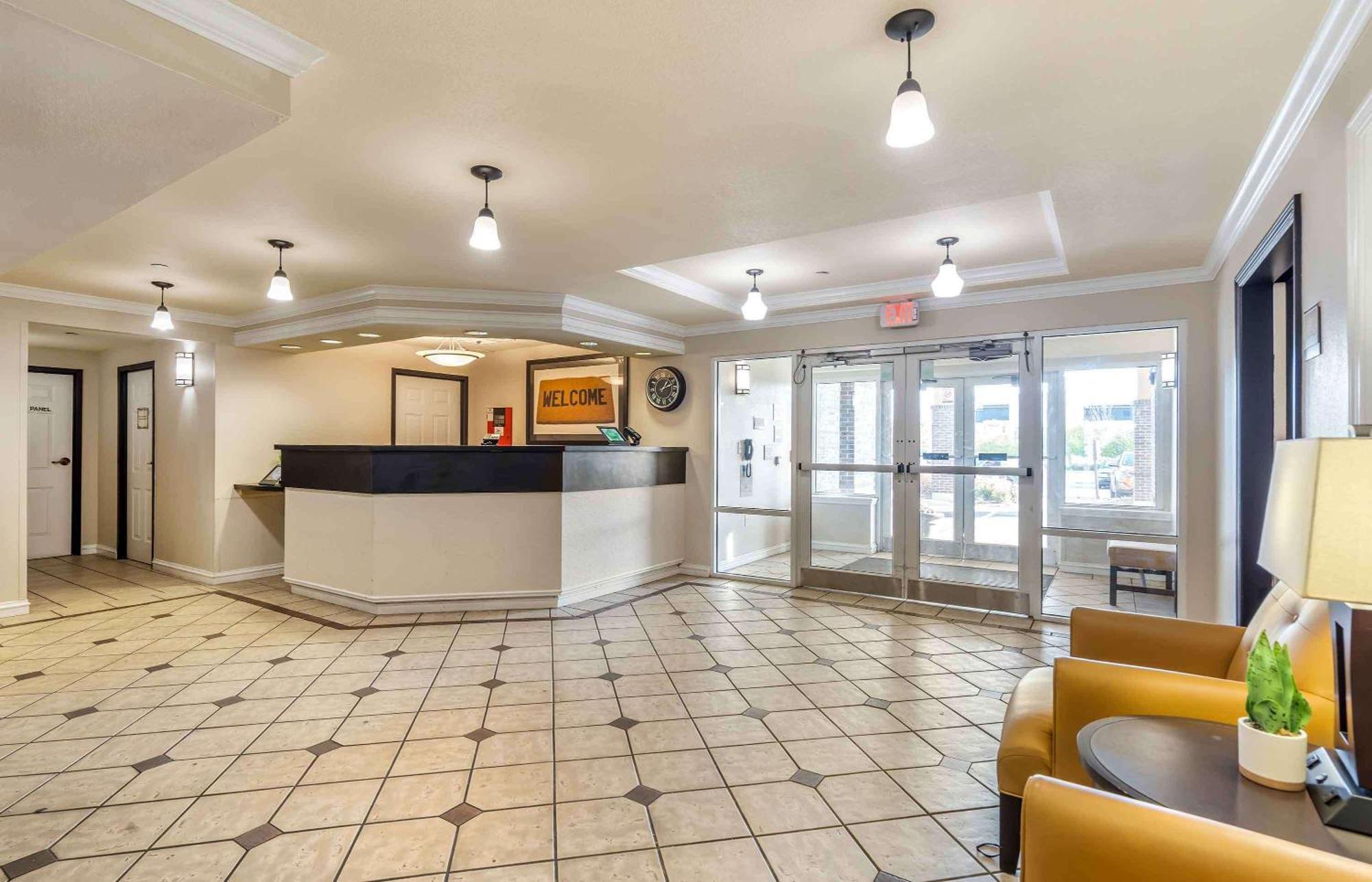 Extended Stay America Select Suites - Chicago - Lombard - Oakbrook Oakbrook Terrace Ngoại thất bức ảnh