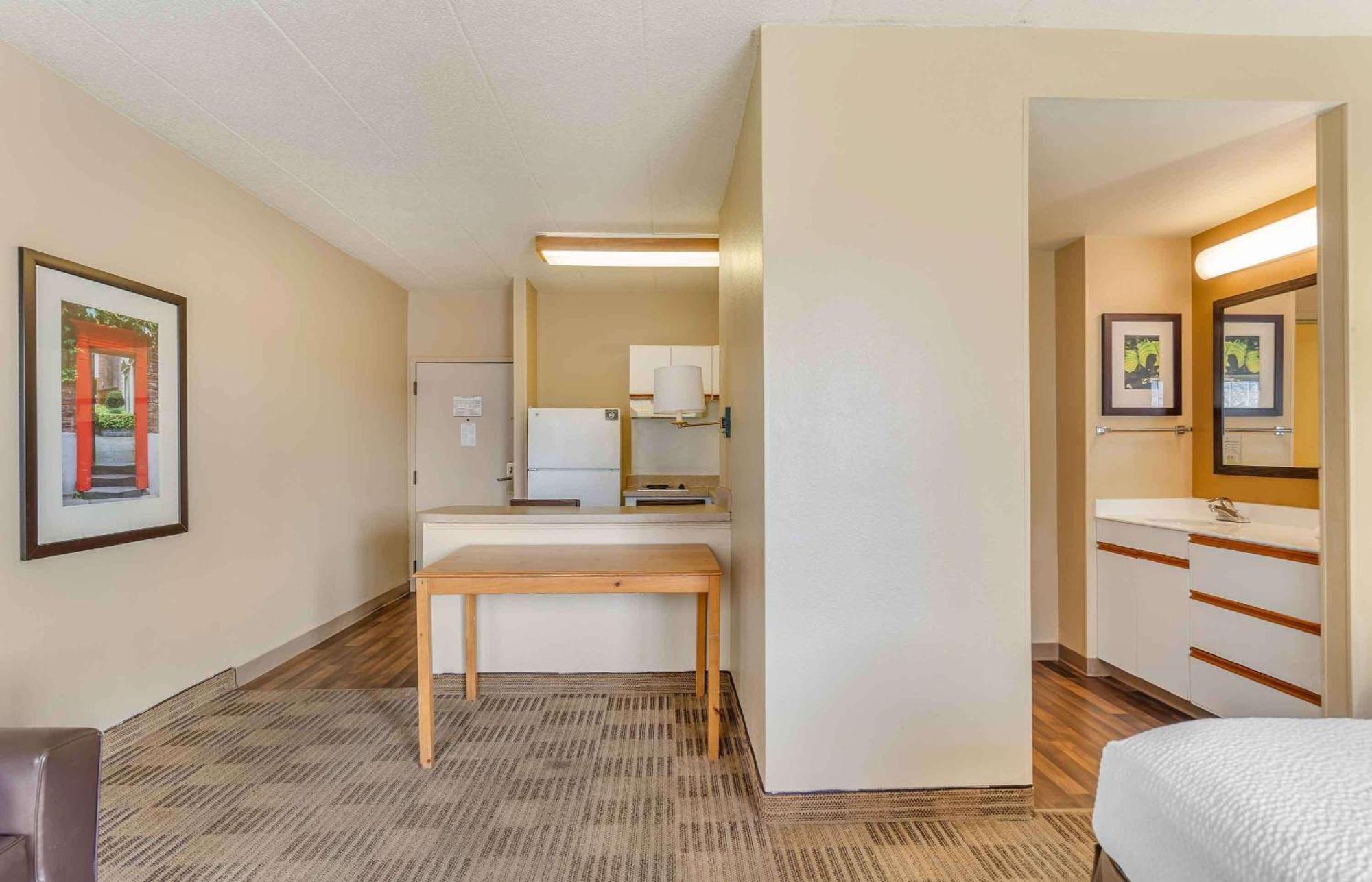 Extended Stay America Select Suites - Chicago - Lombard - Oakbrook Oakbrook Terrace Ngoại thất bức ảnh